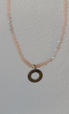 våga necklace cina elastic pale pink glasspearls cristalpearls 2616-01-323 halsband långt elastiskt ljusrosa rosa glaspärlor kri